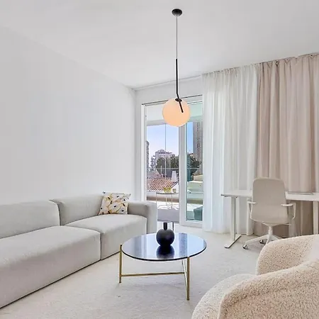 Cozy Stylish 2bedroom Apartment *